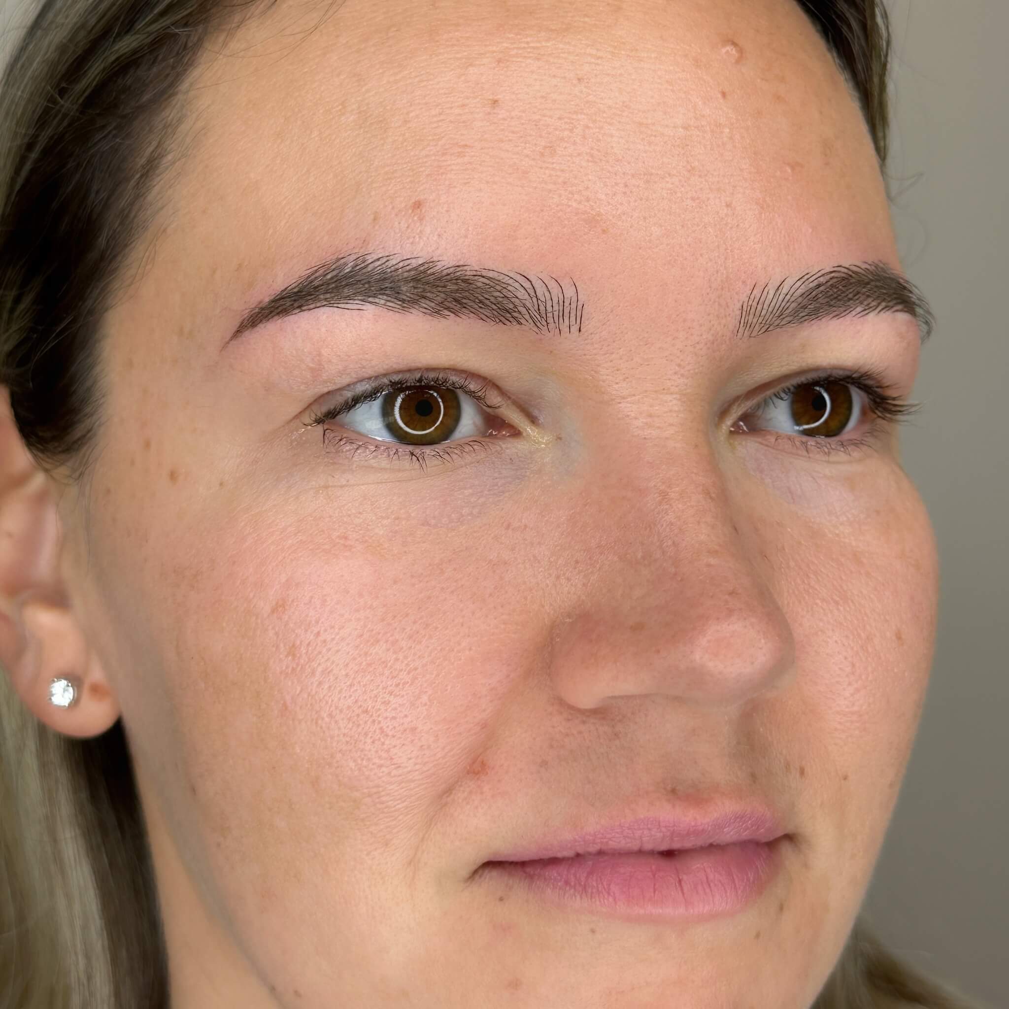 Microblading — dettaglio del trattamento